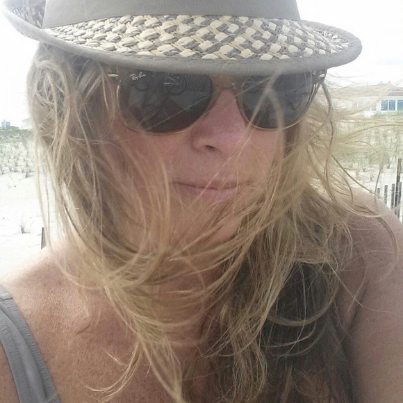 Live on Sunday Nights at 8pm est!  Sharing Yours and Mine! - Picture 15 of 16